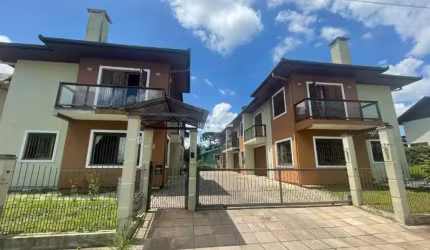 Casa com 2 quartos à venda na Carlos Nei Schuch, 44, Moura, Gramado por R$ 790.000