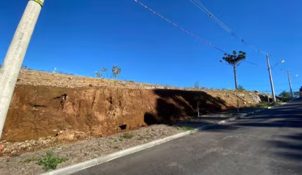 Terreno à venda na G, Dutra, Gramado por R$ 480.000