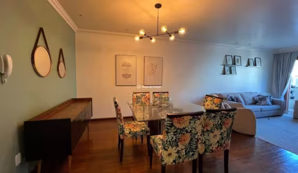 Apartamento com 2 quartos para alugar na Avenida Das Hortênsias, 1770, Centro, Gramado por R$ 4.800