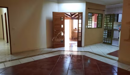 Casa à venda 2 quartos no Residencial Cambuy - Araraquara / SP