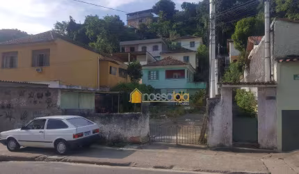 Casas a Venda na Rua Martins Torres.
