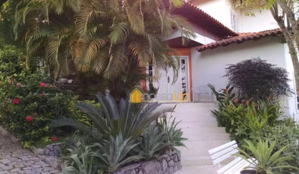 Casa com 4 dormitórios à venda, 260 m² - Badu - Niterói/RJ