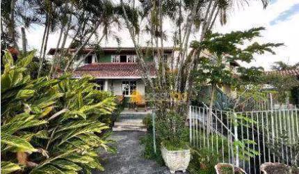 Casa com 6 dormitórios à venda, 299 m²  - Sape - Niterói/RJ