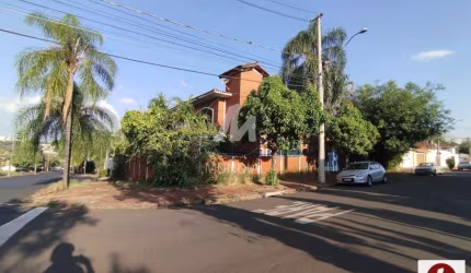 Casa (sobrado na  rua) 3 dormitórios/suite, cozinha planejada