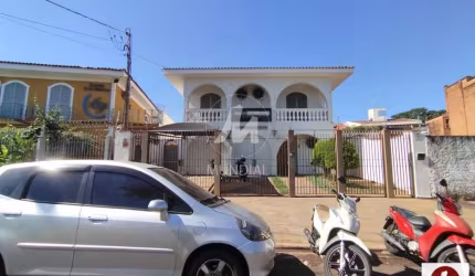 Casa (sobrado na  rua) 4 dormitórios/suite, cozinha planejada