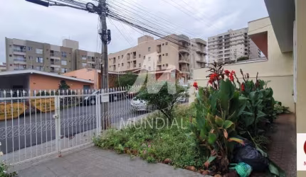 Casa (térrea na rua) 3 dormitórios, cozinha planejada