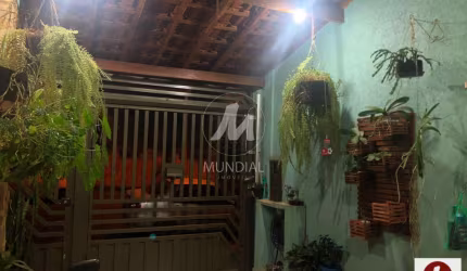 Casa (térrea na rua) 3 dormitórios, cozinha planejada