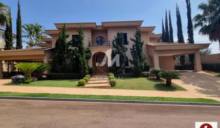 Casa (sobrado em condominio) 6 dormitórios/suite, cozinha planejada, portaria 24hs, lazer, em condomínio fechado