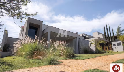 Casa (térrea em condominio) 3 dormitórios/suite, cozinha planejada, portaria 24hs, lazer, espaço gourmet, salão de festa, salão de jogos, em condomínio fechado