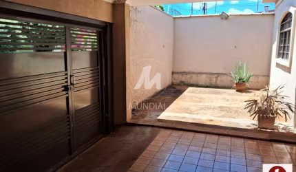 Casa (térrea na rua) 3 dormitórios/suite, cozinha planejada