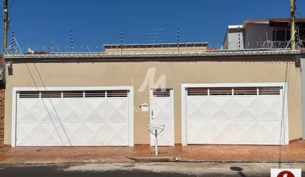 Casa (térrea na rua) 5 dormitórios/suite, cozinha planejada
