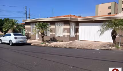 Casa (térrea na rua) 2 dormitórios/suite, cozinha planejada