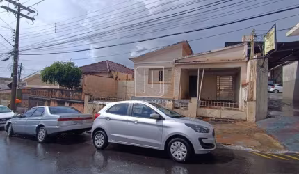 Casa (térrea na rua) 3 dormitórios, cozinha planejada