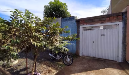 Casa (sobrado na  rua) 2 dormitórios/suite