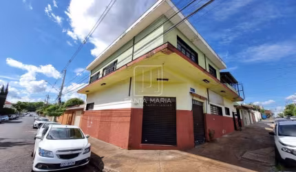 Salão/Galpão (salão - térreo) 3 dormitórios/suite