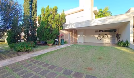 Casa (sobrado em condominio) 3 dormitórios/suite, cozinha planejada, portaria 24 horas, em condomínio fechado