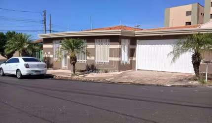 Casa (térrea na rua) 2 dormitórios/suite, cozinha planejada