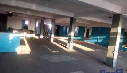 Sala comercial para alugar no Parque Suzano, Suzano  por R$ 1.600