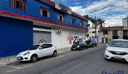Sala comercial para alugar na Vila Costa, Suzano  por R$ 9.010
