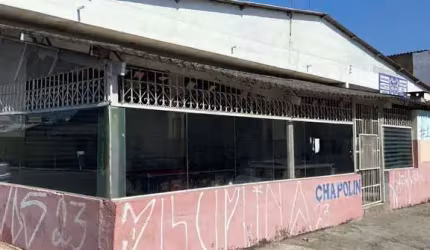 Sala comercial à venda no Jardim Suzanópolis, Suzano  por R$ 450.000