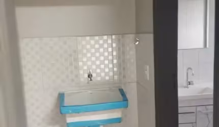 Apartamento com 1 quarto para alugar no Calmon Viana, Poá  por R$ 960