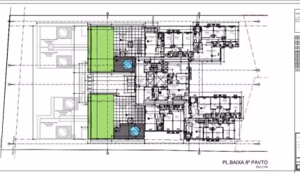 Cobertura duplex com vista para o Guaíba.&lt;BR&gt;São 4 dormitórios, sendo 2 suítes.&lt;BR&gt;No primeiro pavimento está a cozinha, área de serviço, living, dois dormitórios, uma suíte e o banho soci