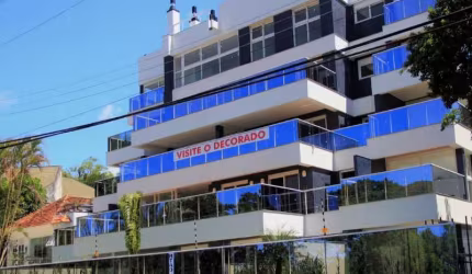 Conheça o empreendimento dos seus sonhos com vista para o Guaíba. Pavimento Gardem com pátio privativo de 130,80 totalizando área privativa do imóvel em 311,90m², padrão Classe A, apartamento com 3 su