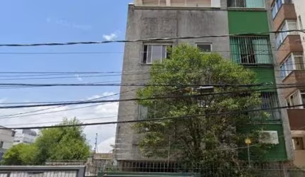 Apartamento 2 dormitórios Santana Porto Alegre&lt;BR&gt;Excelente apartamento 02 dormitórios, living amplo com sacada e churrasqueira, banheiro social, uma vaga de garagem coberta e escriturada.&lt;BR