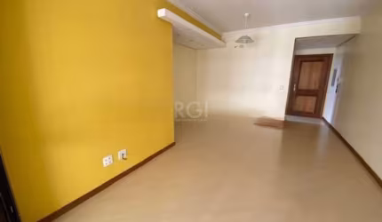 Excelente apartamento no bairro Petrópolis! Composto de 3 dormitórios sendo 1 suíte, amplo living para dois ambientes, com sacada fechada e churrasqueira, copa cozinha, área de serviço separada. Ficam