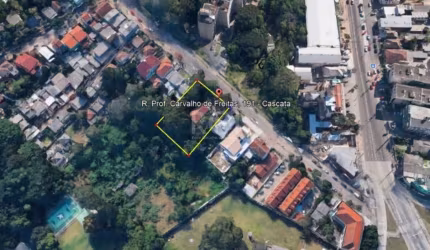 TERRENO MEDINDO 33,20 X 40,00 = 1328,00 M2, desocupado todo cercado com tapume &lt;BR&gt;ESTUDO PARA CONSTRUIR &lt;BR&gt;40 apartamentos de 2 dormitórios.&lt;BR&gt;Os apartamentos de frente e fundos p