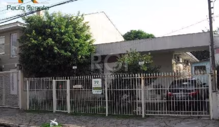 Excelente Casa 3 Dormitórios, Garagem para 3 Carros.