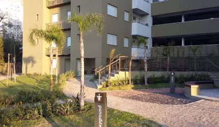 Excelente apartamento ,03 dormitórios ,uma suite,churrasqueira,living dois ambientes com sacada,banheiro social, recentemente reformado piso novo e totalmente mobiliado com móveis planejados.