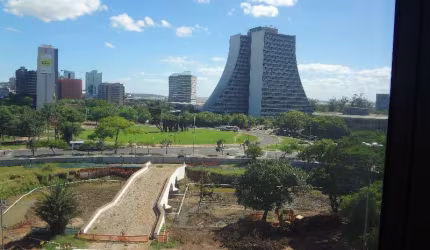 Otimo para investidores!!!!!!!!!&lt;BR&gt;Conjunto de salas, alugada.&lt;BR&gt;Localização privilegiada !!!!!!!!!!!&lt;BR&gt;próximo ao foro central, daer, tribunal de justiça, shopping etc.&lt;BR&gt;