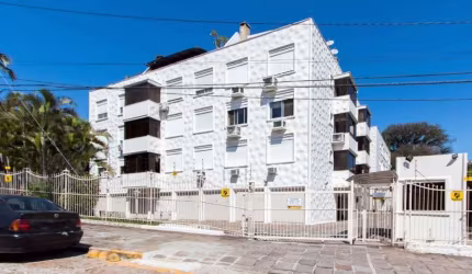 APARTAMENTO 2 DORMITÓRIOS | MEDIANEIRA | CENTRAL &lt;BR&gt;&lt;BR&gt; Excelente apartamento 2 dormitórios com closet, split, cozinha americana com móveis sob medida, living 2 ambientes teto rebaixado 