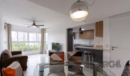 Apartamento | 71m² priv. | 2 dorm. | Suíte | Closet | Churrasqueira | Cozinha americana | Elevador | Acessibilidade | Pronto para morar | Camaquã | Cristal | Zona Sul | Porto Alegre.&lt;BR&gt;&lt;BR&g