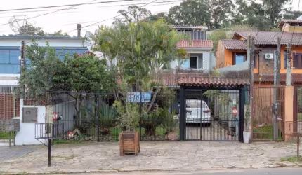 Casa | Ipanema | Zona Sul | 3 dormitórios&lt;BR&gt;&lt;BR&gt;Linda casa para venda situada no coração do bairro Ipanema. A casa chama atenção pelo seu belo jardim na frente. Conta com um aconchegante 