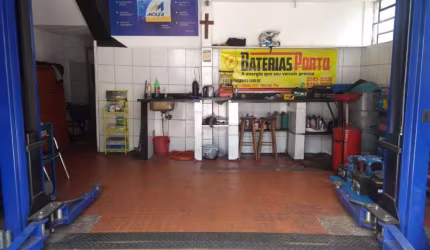 Ótima oportunidade de investimento!&lt;BR&gt; Loja à venda em Vila Maria, Porto Alegre. Com 75.62m² de área privativa e 79.67m² de área total, esta loja possui 1 banheiro social. Localizada na Avenida