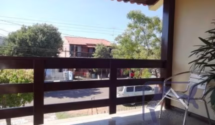 Casa 4 dormitórios, 1 suíte, 4 vaga de garagem, no bairro Cavalhada, Porto Alegre/RS  &lt;BR&gt;&lt;BR&gt;Excelente casa no bairro Cavalhada, Jardim das Palmeiras. &lt;BR&gt;&lt;BR&gt;No piso superior