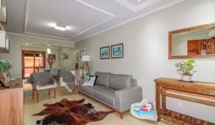 Casa com 4 quartos, suíte, vaga de garagem, churrasqueira, no bairro Espirito Santo, Porto Alegre/RS&lt;BR&gt;&lt;BR&gt; Excelente casa  no Portal do  Guarujá, Espirito Santo, com 4 dormitórios, sendo