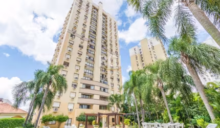 Apartamento 3 dormitórios, 1 suite, churrasqueira, 2 vagas de garagem separadas em condomínio fechado com infraestrutura de lazer completa. Conta ainda com uma cozinha americana, living 2 ambientes e 
