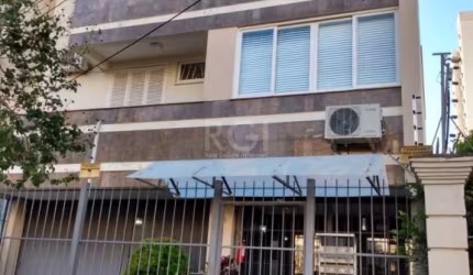 Impecável  apartamento no Jardim Botânico de 2 quartos com dependência transformada em close e banheiro auxiliar,   banheiro social c/ iluminação direta, amplo living para 2 ambientes com sacadão, coz