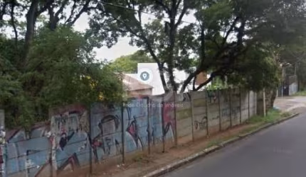 Ótimo terreno medindo 11x30 em avenida movimentada no bairro Cristal.&lt;BR&gt;Próximo ao Ibere Camargo, com vista Perene para o Rio Guaiba.&lt;BR&gt;Localização impar, próximo ao Barra Shopping e Pon