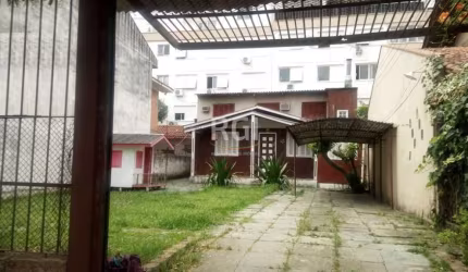 Ótimo terreno  no bairro Jardim Botânico em Porto Alegre/RS.   9,20 x 27,25 x 10,50 frente  a fundos. &lt;BR&gt;Sobre o Bairro Jardim Botânico.&lt;BR&gt;O bairro Jardim Botânico fica localizado em Por