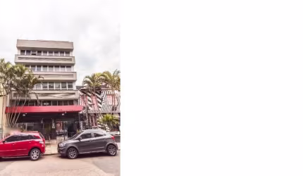 Sala comercial com cobertura, - Cidade Baixa - Perto Redenção e Shopping Pria de Belas. &lt;BR&gt;Excelente sala comercial com uma cobertura e vista panorâmica privilegiada No andar de baixo possui 1 