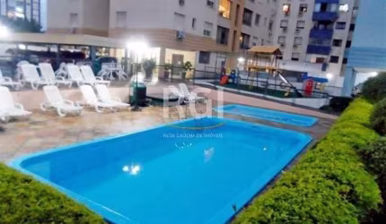 Apartamento de FRENTE -  3 dormitórios sendo 1 suíte, com 84,34 m² privativos,  living 2 ambientes, banheiro social, cozinha e área de serviços.Churrasqueira no apto e no salão de Festas.  No 6º andar