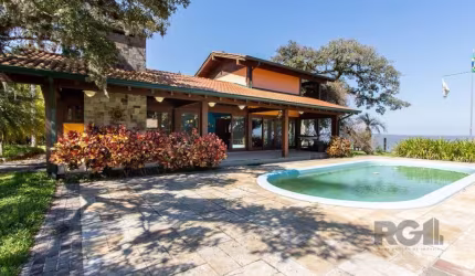 PORTEIRA FECHADA!&lt;BR&gt;&lt;BR&gt;Imóvel espetacular na Zona Sul de Porto Alegre, à beira do Lago Guaíba, simplesmente fantástico!&lt;BR&gt;Terreno de 5.200m², rodeado pela natureza, 40mts de largu