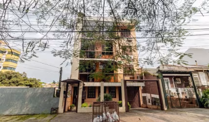 Apartamento no bairro Cristo Redentor, de 75 m² no 3º andar. Imóvel com 2 dormitórios, sala, cozinha, banheiro com box de vidro temperado, sacada com churrasqueira, ar condicionado, aquecedor, pisos e