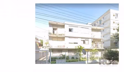 Excelente apartamento térreo, de frente, na Lucas de Oliveira, 4 dormitórios sendo 1 suíte, dependência, iluminado, ensolarado, próximo a Encol.