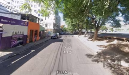 EXCELENTE ÁREA NA GENERAL SALUSTIANO, COM 450 M2, FRENTE AO GASÔMETRO, PARQUE MARINHA, ORLA DO GUAÍBA, CAIS EMBARCADERO E FUTURAMENTE O CAIS MAUÁ COM SUAS MAIS DIVERSAS OPORTUNIDADES DE CULTURA E LAZE