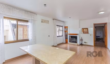 Apartamento de 3 dormitorios a venda no Bairro Mont Serrat.&lt;BR&gt;Apartamento de 3 dormitórios, sendo 1 suíte, desocupado, 115m² de área privativa e vaga de garagem no Bairro Mont?Serrat! Apartamen